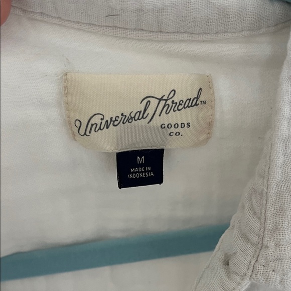 Universal Thread Cream Button-Up Blouse - Picture 2 of 3